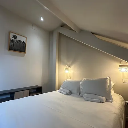 Convivium Guest house *